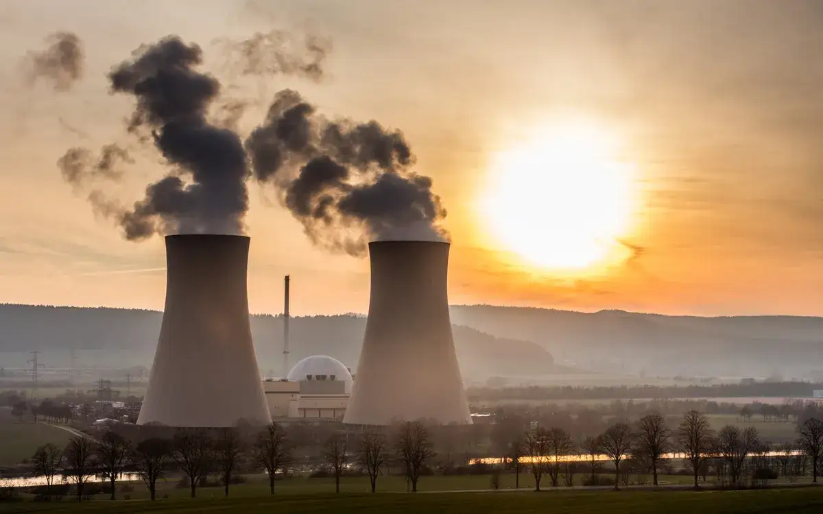 Zdjęcie Ile energii wytwarza elektrownia atomowa? Zaskakujące dane i fakty
