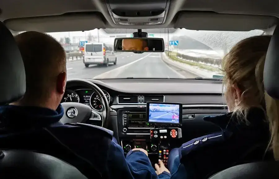Zdjęcie Czy za przekroczenie prędkości na autostradzie można stracić prawo jazdy?