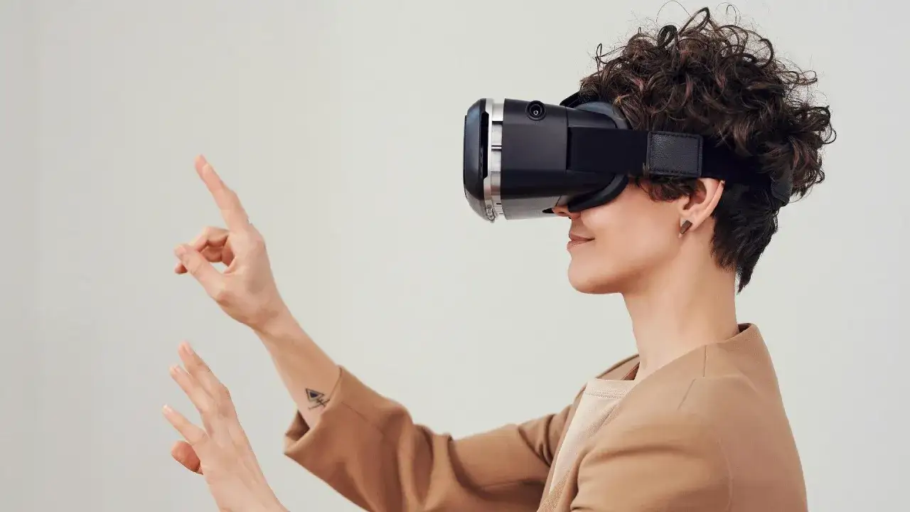 Zdjęcie Czy gogle VR psują wzrok? Prawda o ich wpływie na zdrowie oczu