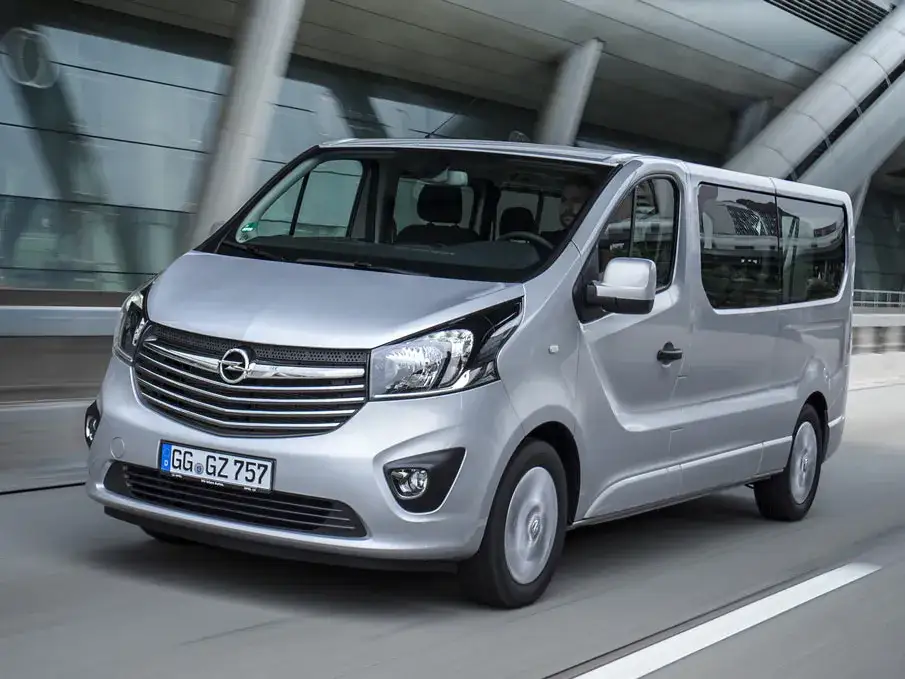 Zdjęcie Opel Vivaro jaki silnik wybrać, aby uniknąć wysokich kosztów eksploatacji
