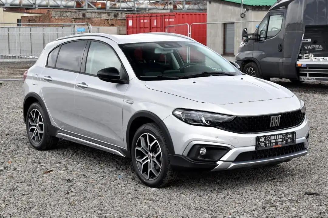 Zdjęcie Fiat Tipo jaki silnik wybrać? Porównanie silników i ich osiągów