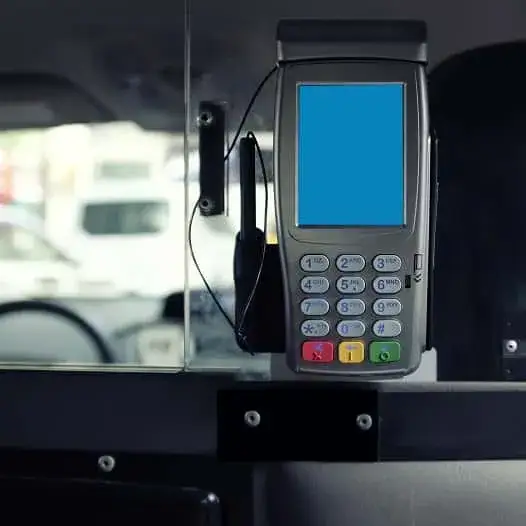 Zdjęcie Czy w taxi można płacić kartą? Sprawdź, co musisz wiedzieć