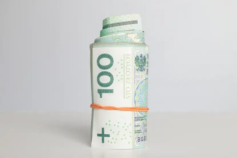Zdjęcie Ile zarabiają położne w Polsce? Zaskakujące dane o wynagrodzeniach