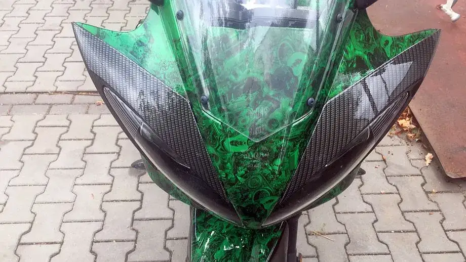 Zdjęcie Jak zrobić hydrografikę w domu - proste kroki i cenne wskazówki
