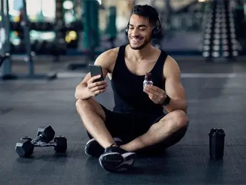 Zdjęcie Co dają batony proteinowe i jak mogą wspierać Twoje cele fitness?