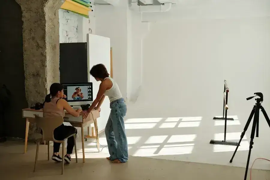 Zdjęcie Jakie tło fotograficzne wybrać, aby uniknąć słabych zdjęć?