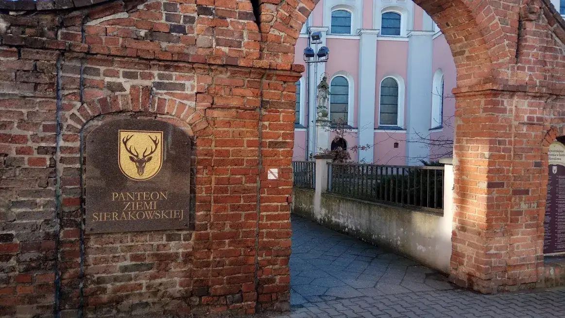 Zdjęcie Najlepsze atrakcje w Sierakowie, które musisz zobaczyć latem