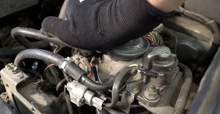 Zdjęcie Gdzie jest filtr paliwa w Toyota Yaris 1.0? Uniknij kosztownych napraw
