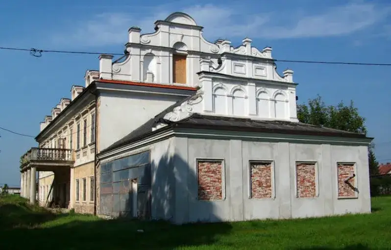 Zdjęcie Historia Pałacu w Kryspinowie: od przeszłości do teraźniejszości
