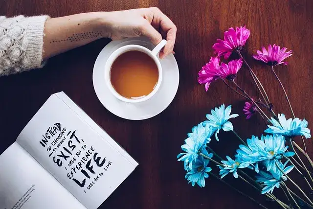 Zdjęcie Kto pyta nie błądzi – inspirujące cytaty i ich głębsze znaczenie