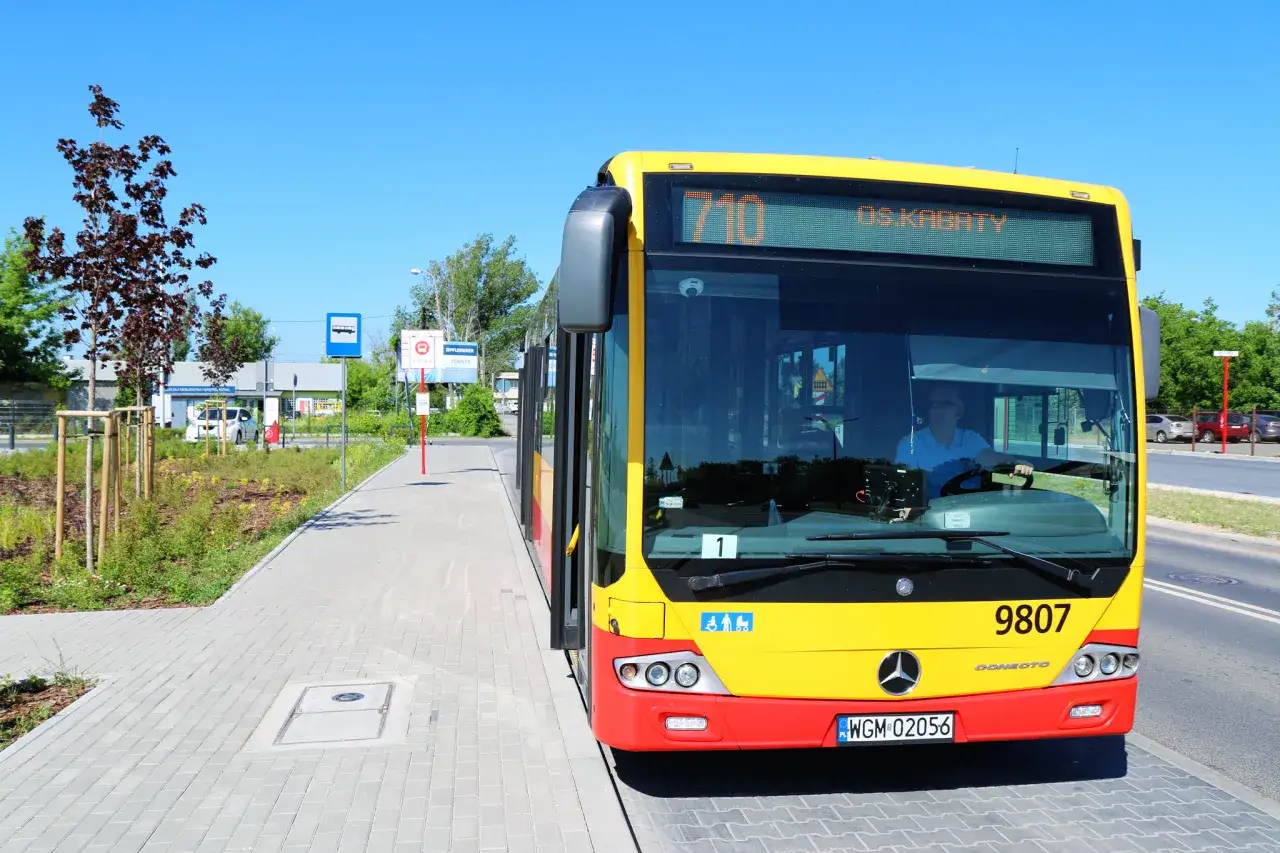 Zdjęcie Rozkład jazdy 710 Piaseczno - sprawdź godziny kursowania i trasy