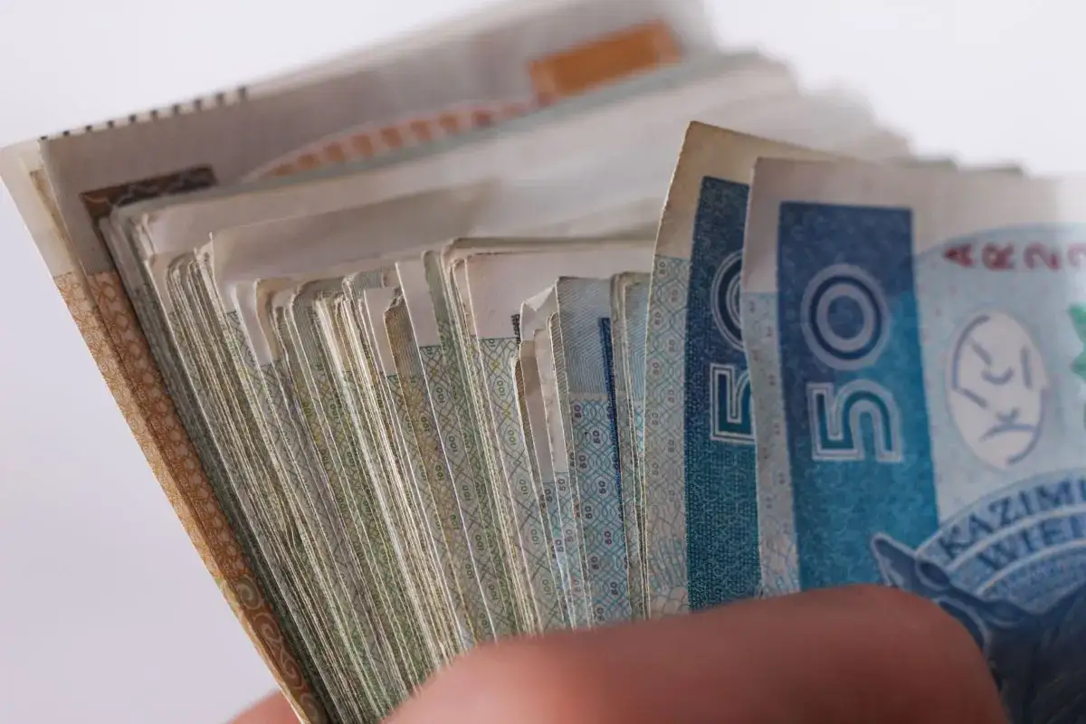 Zdjęcie Który bank wprowadza ujemne oprocentowanie i co to oznacza dla oszczędności?
