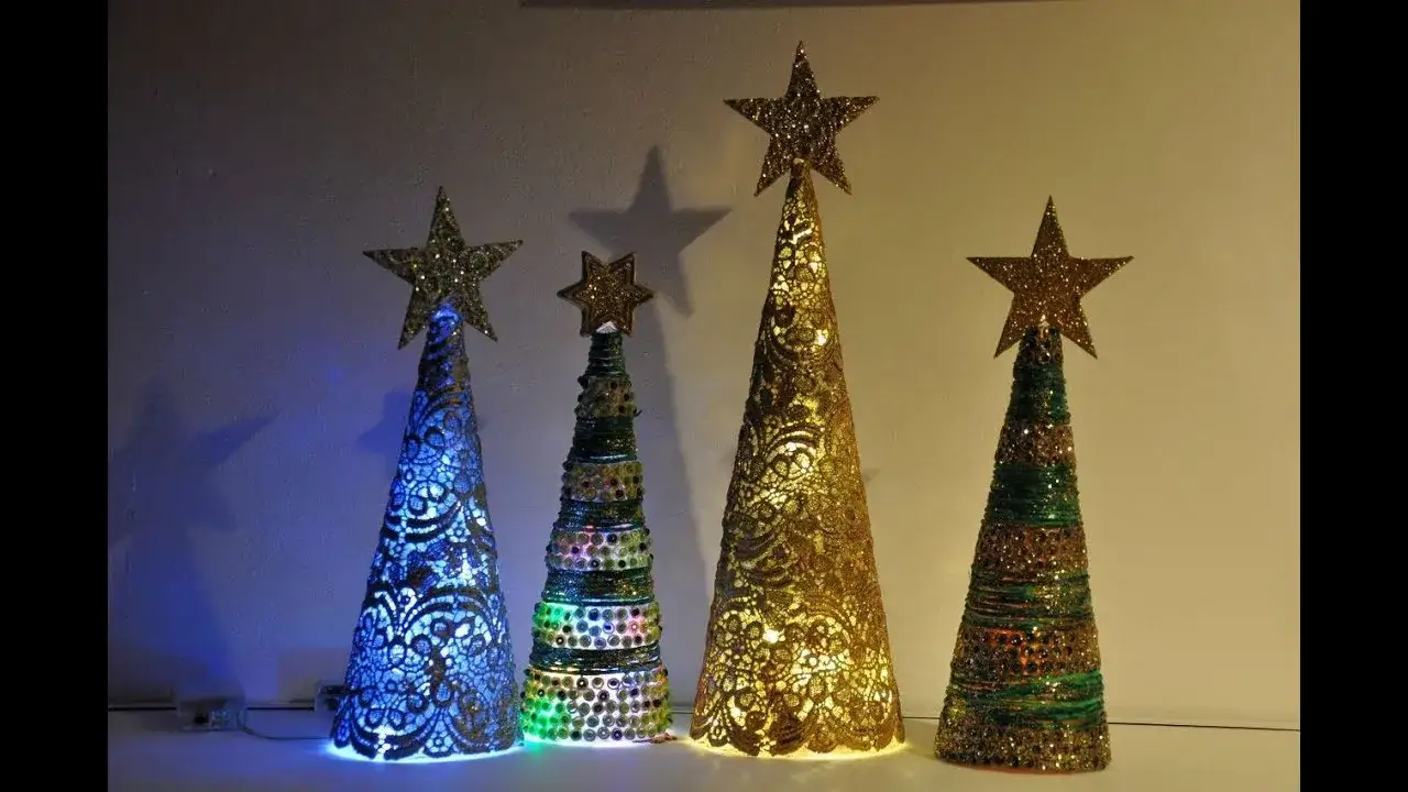 Zdjęcie Kreatywne pomysły na choinkę DIY, które zaoszczędzą Twój czas i pieniądze