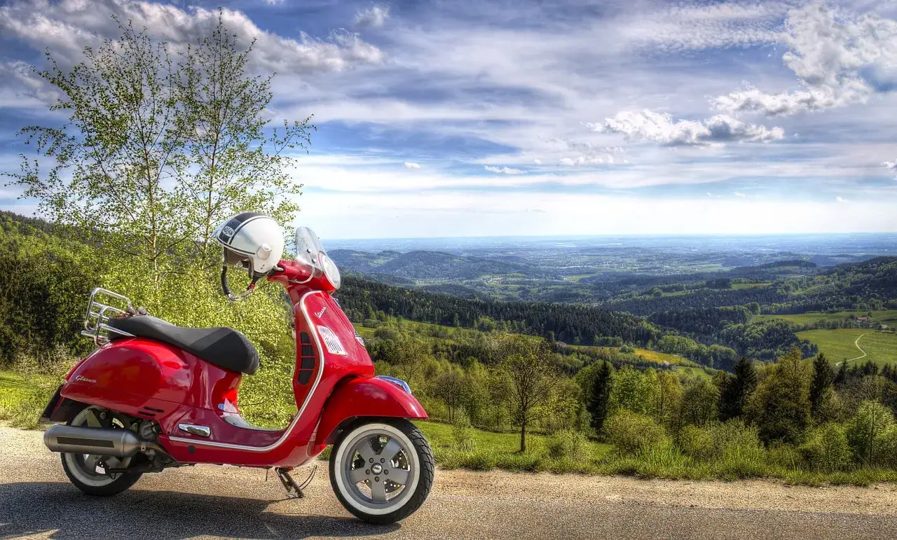 Zdjęcie Ile kosztuje ubezpieczenie motoroweru? Sprawdź, by nie przepłacać