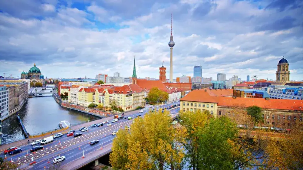 Zdjęcie Czy w Berlinie jest bezpiecznie? Poznaj zagrożenia i bezpieczne miejsca