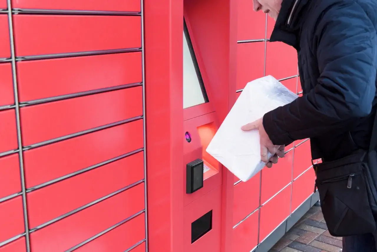 Zdjęcie Jak nadać paczkę przez aplikację InPost - proste kroki bez stresu