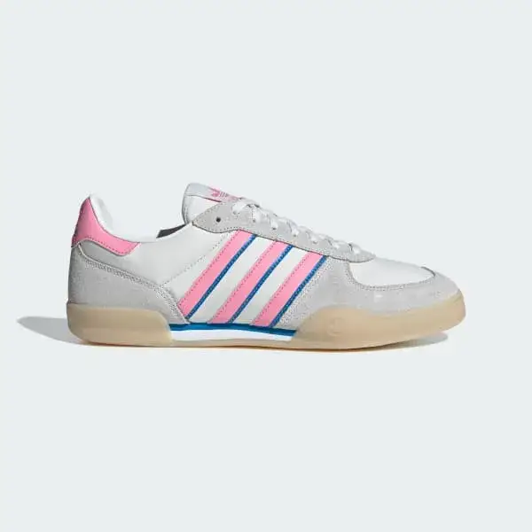 Zdjęcie Buty do squasha Adidas: wybierz najlepsze modele dla graczy