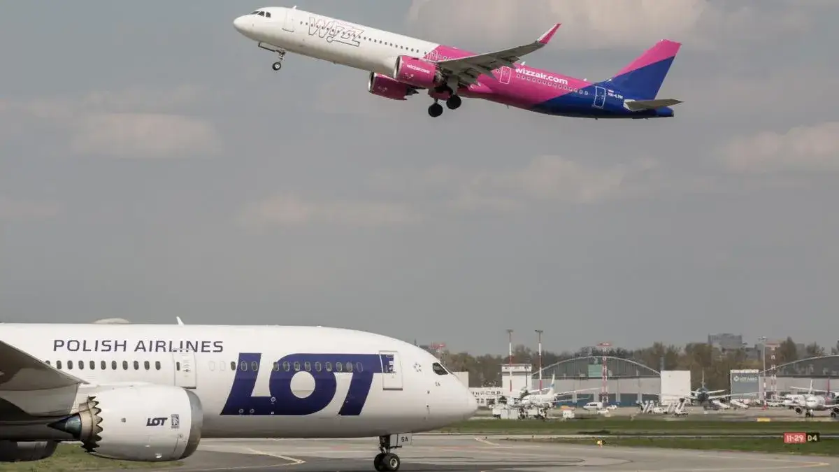 Zdjęcie Gdzie lata Wizz Air z Warszawy? Sprawdź popularne kierunki i oferty