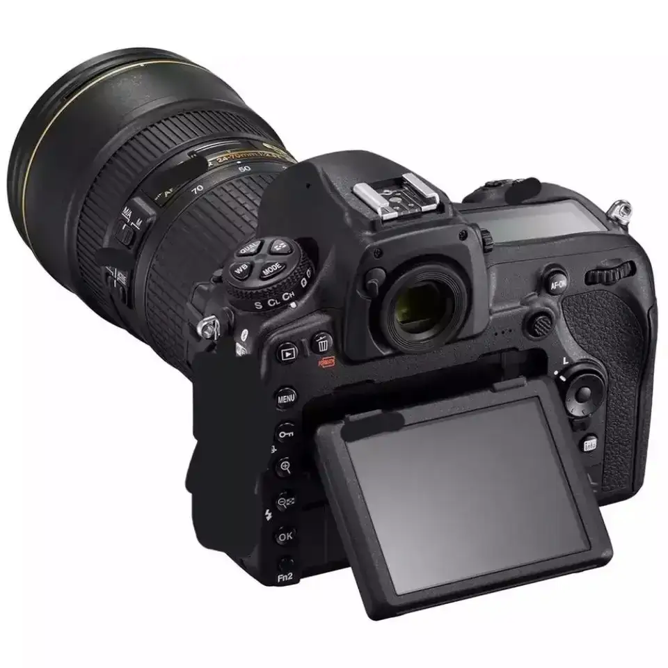 Zdjęcie Najlepsze obiektywy do Nikon D7500: 5 topowych wyborów fotografów
