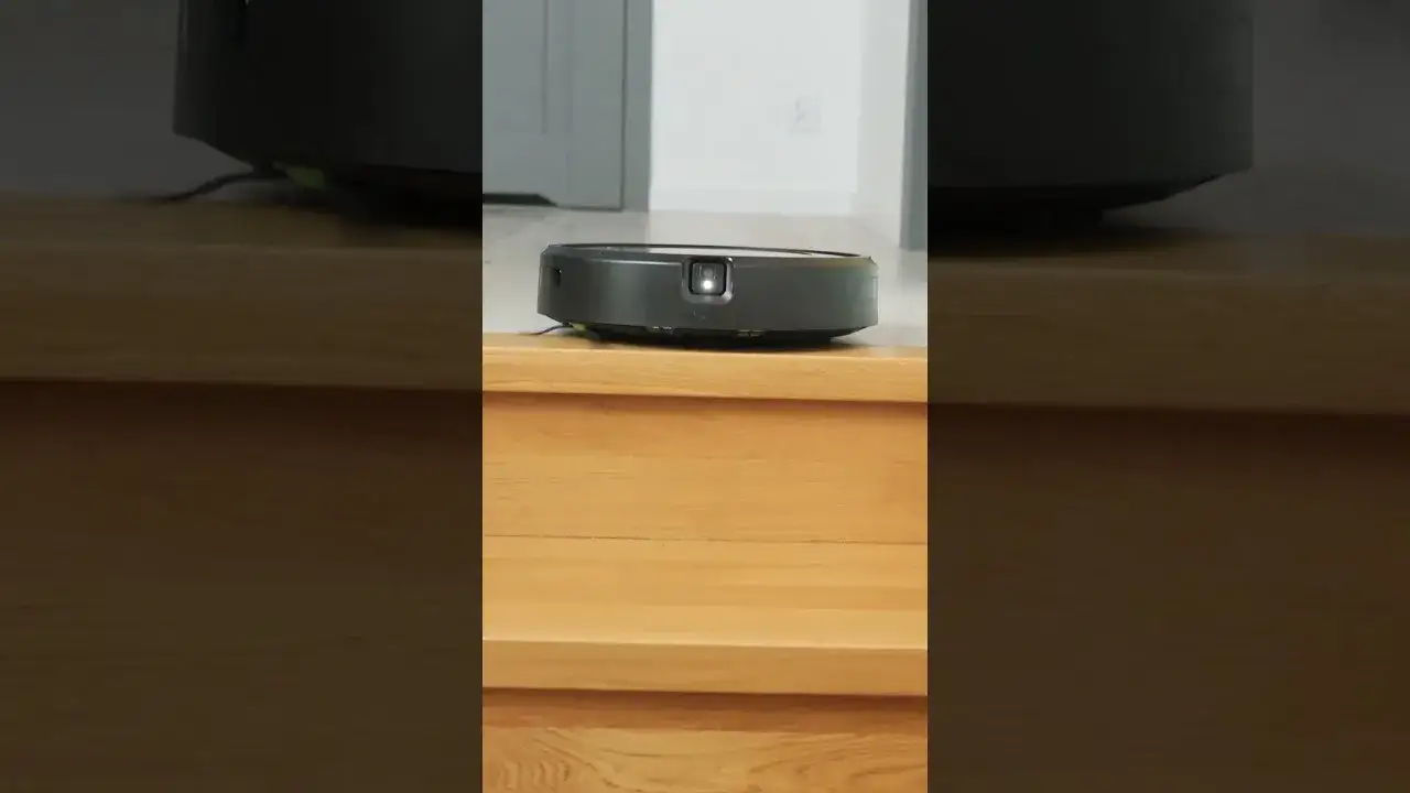 Zdjęcie Czy Roomba spadnie ze schodów? Odkryj, jak uniknąć zagrożeń