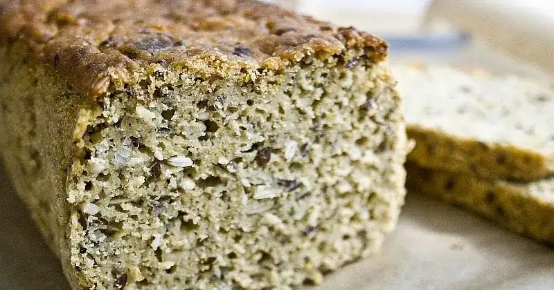 Zdjęcie Przepis na chleb bezglutenowy z mąki kukurydzianej – łatwy i smaczny