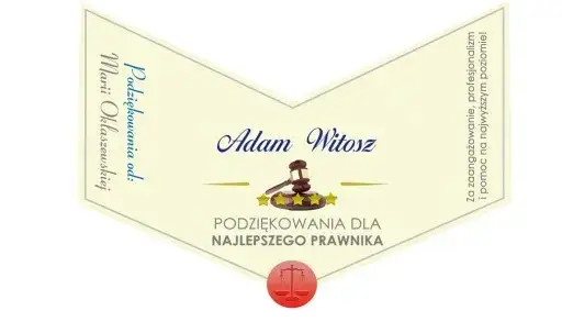 Zdjęcie Jak podziękować adwokatowi za wygraną? Etykieta i co doceni.
