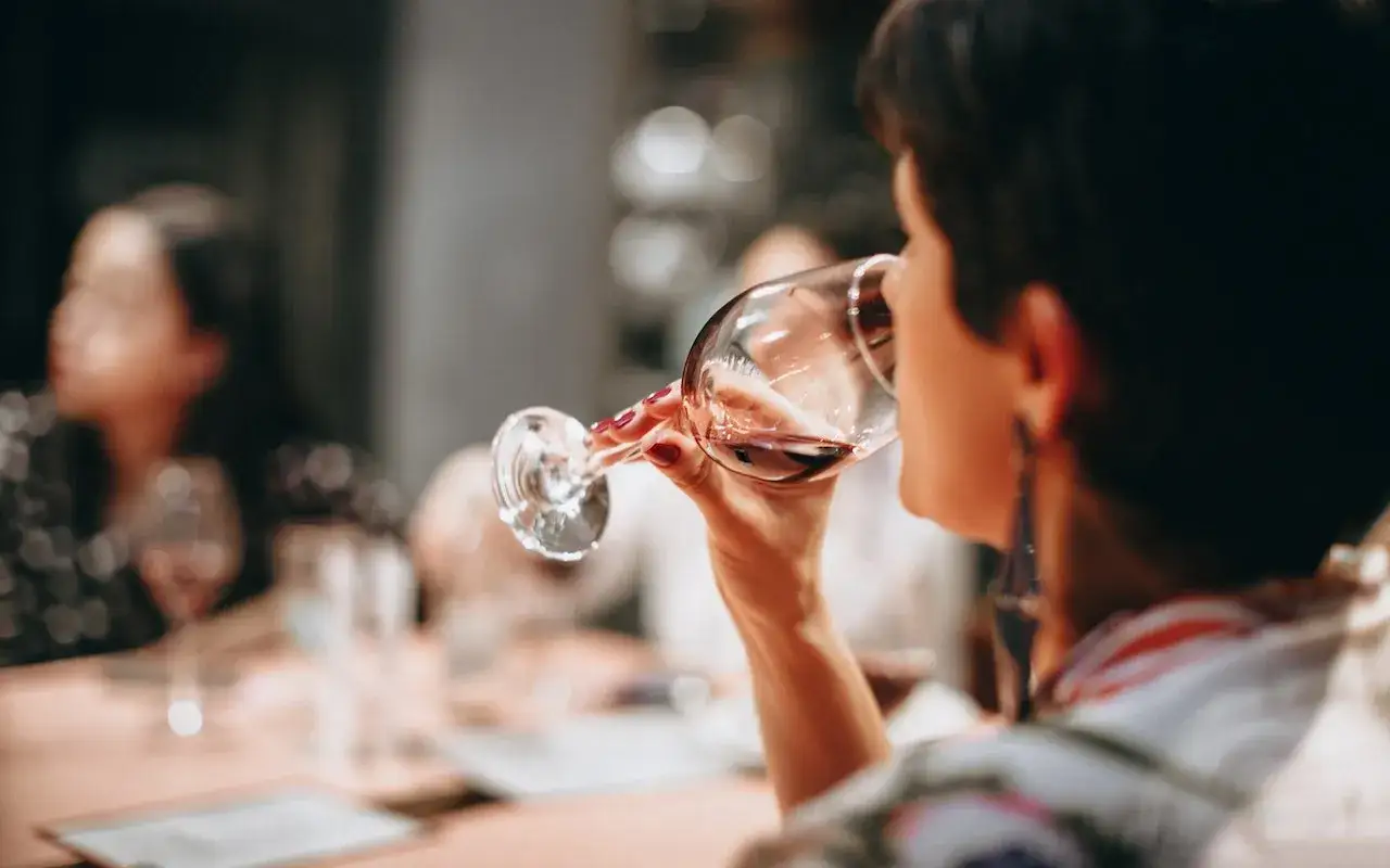 Zdjęcie Picie alkoholu przy kamicy żółciowej: co warto wiedzieć?