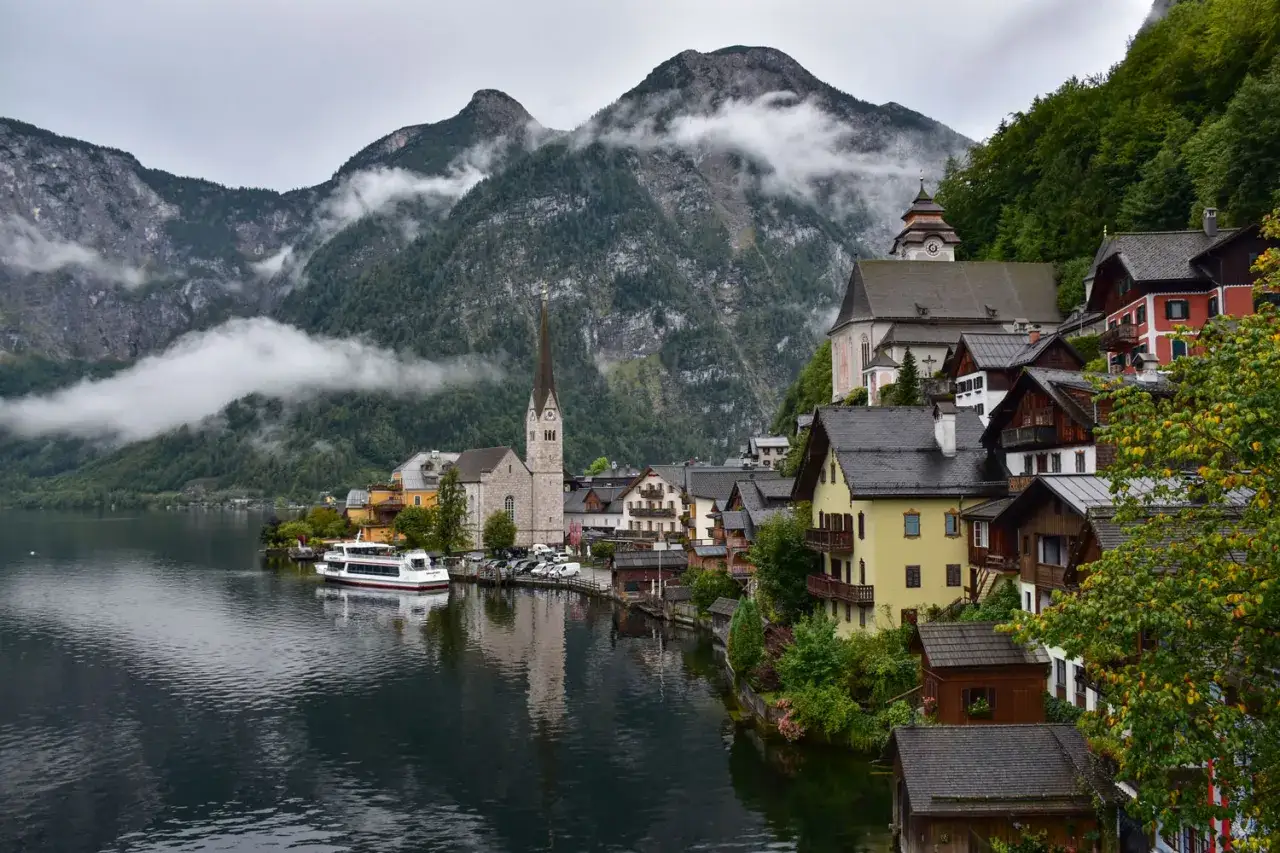 Zdjęcie Hallstatt atrakcje: odkryj najpiękniejsze miejsca w miasteczku