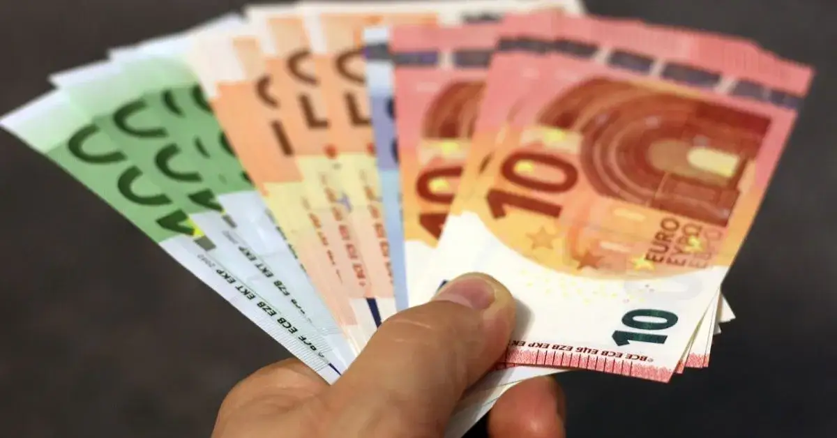 Zdjęcie Ile zarabia elektryk w Austrii? Zaskakujące różnice w pensjach