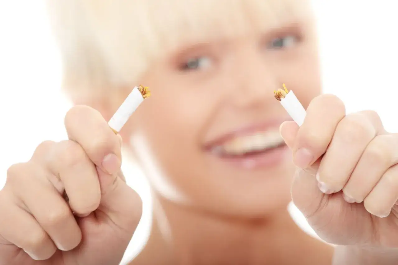 Zdjęcie Czy można palić po wizycie u dentysty? Poznaj ryzyko i skutki
