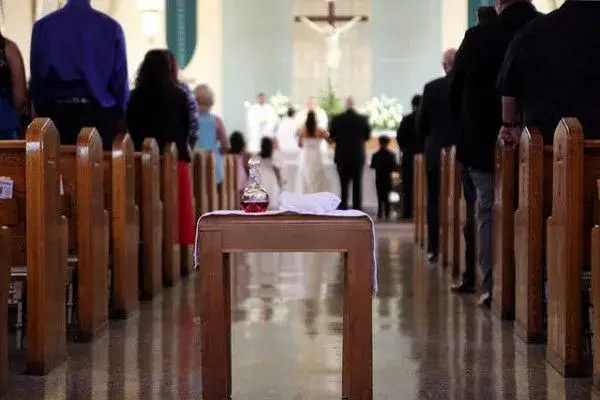 Zdjęcie Czy msza ślubna zastępuje niedzielną? Sprawdź, czy spełniasz obowiązek!