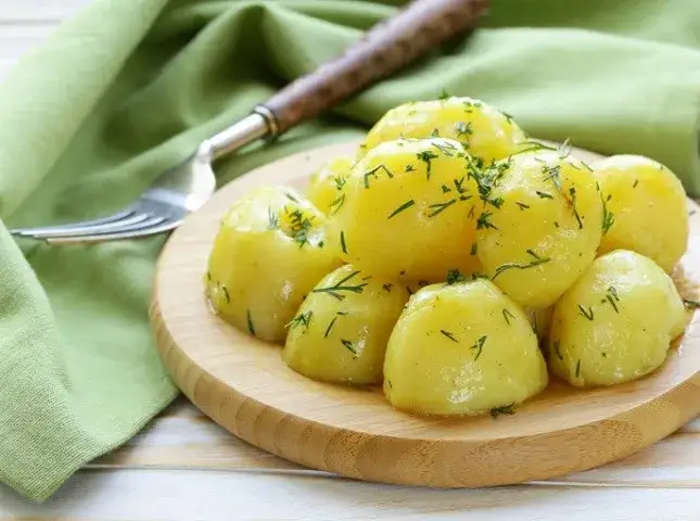 Zdjęcie Ziemniaki gotowane! Odkryjmy ich ukryte zalety zdrowotne i wartości