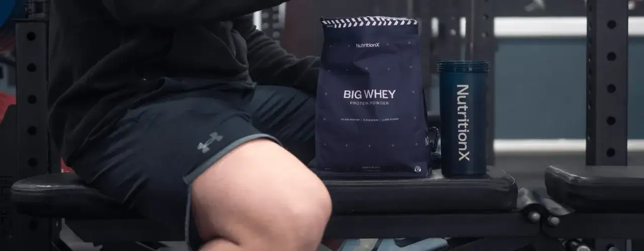 Zdjęcie Baton proteinowy przed czy po treningu – co wybrać dla lepszej regeneracji?
