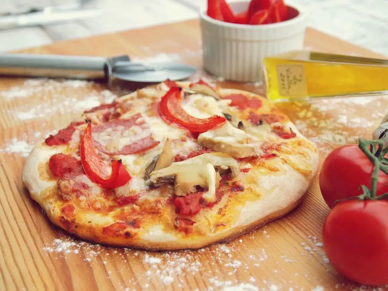 Zdjęcie Domowy sos do pizzy jak z pizzerii: przepis krok po kroku
