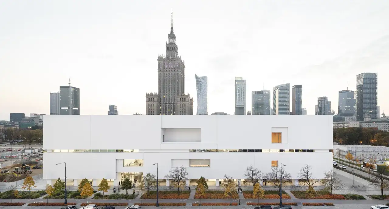Zdjęcie Muzeum Sztuki Nowoczesnej bilety – ceny, zniżki i aktualne wystawy