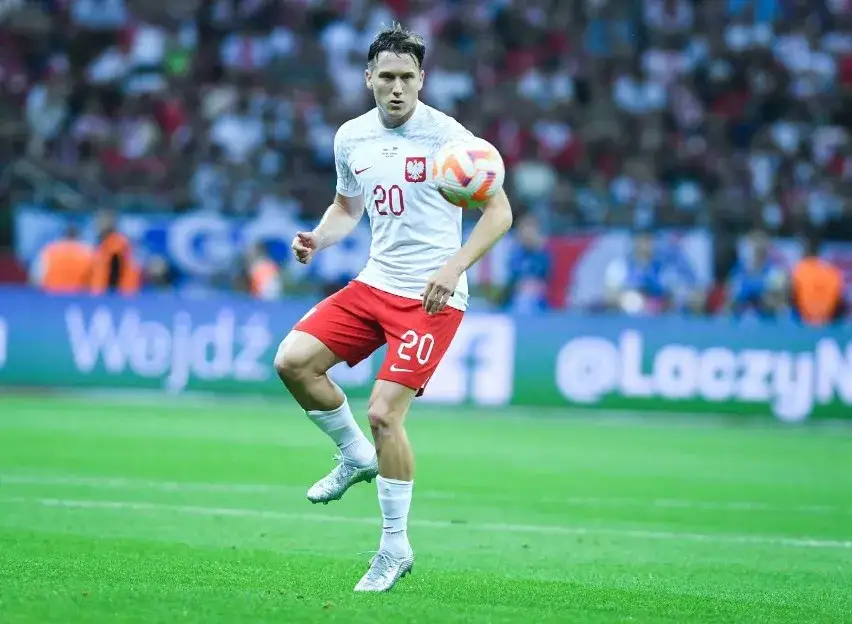 Zdjęcie Zieliński – ile naprawdę zarabia? Szokujące szczegóły o jego dochodach