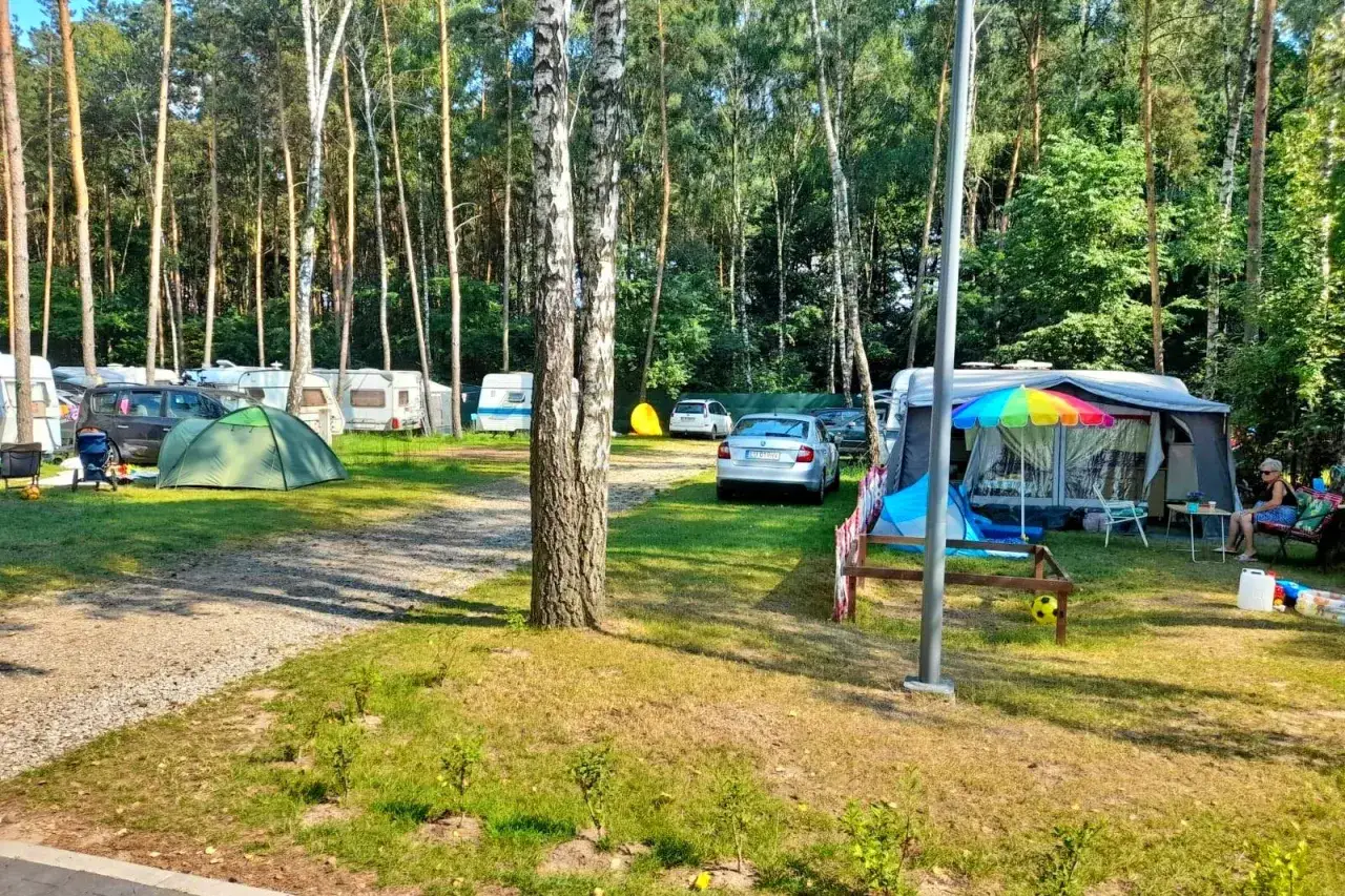 Zdjęcie Jezioro Zagłębocze atrakcje – idealne miejsce na rodzinny wypoczynek