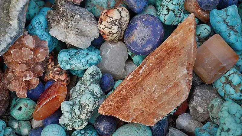 Zdjęcie  Kamienie naturalne i szlachetne - znaczenie i symbolika kamieni