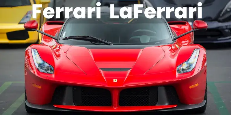 Zdjęcie Ile koni ma Ferrari? Zaskakujące moce silników różnych modeli