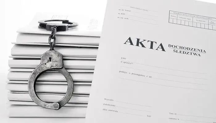 Zdjęcie Czy sąd może odrzucić akt oskarżenia? Poznaj 5 kluczowych faktów