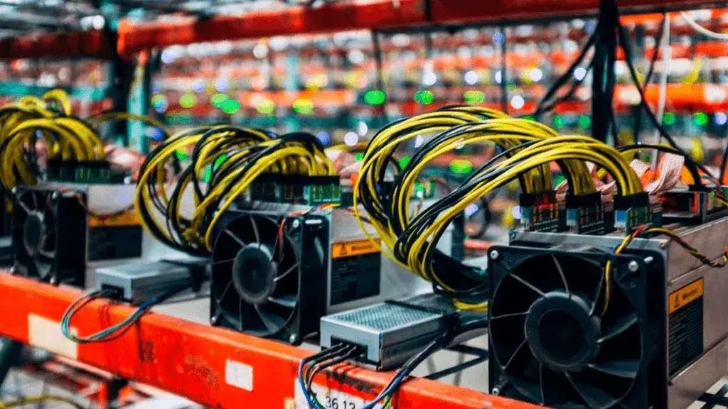 Zdjęcie Kopalnia kryptowalut - jak działa i czym jest wydobycie Bitcoin?