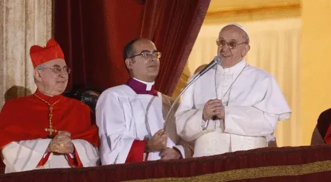 Zdjęcie Z jakiego zakonu jest papież Franciszek? Odkryj jego jezuitów