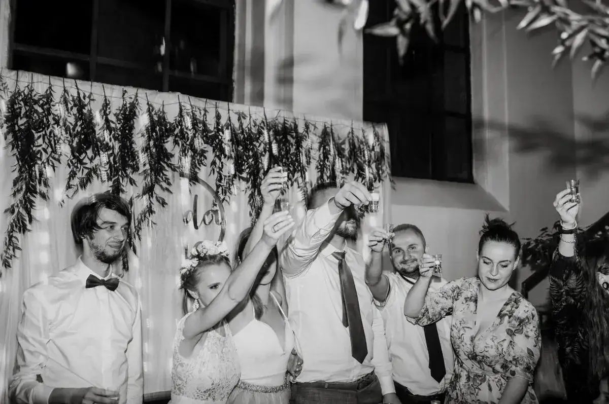 Zdjęcie Jak napisać do fotografa na wesele, aby otrzymać najlepsze oferty