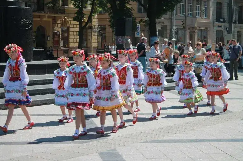 Zdjęcie Jak nauczyć się tańczyć polkę - proste kroki, które pokonasz łatwo