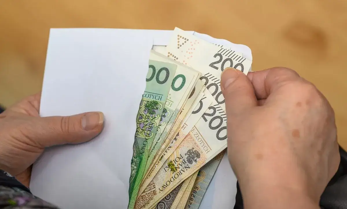 Zdjęcie Co jest potrącane z emerytury? Sprawdź, co obniża Twoje świadczenie