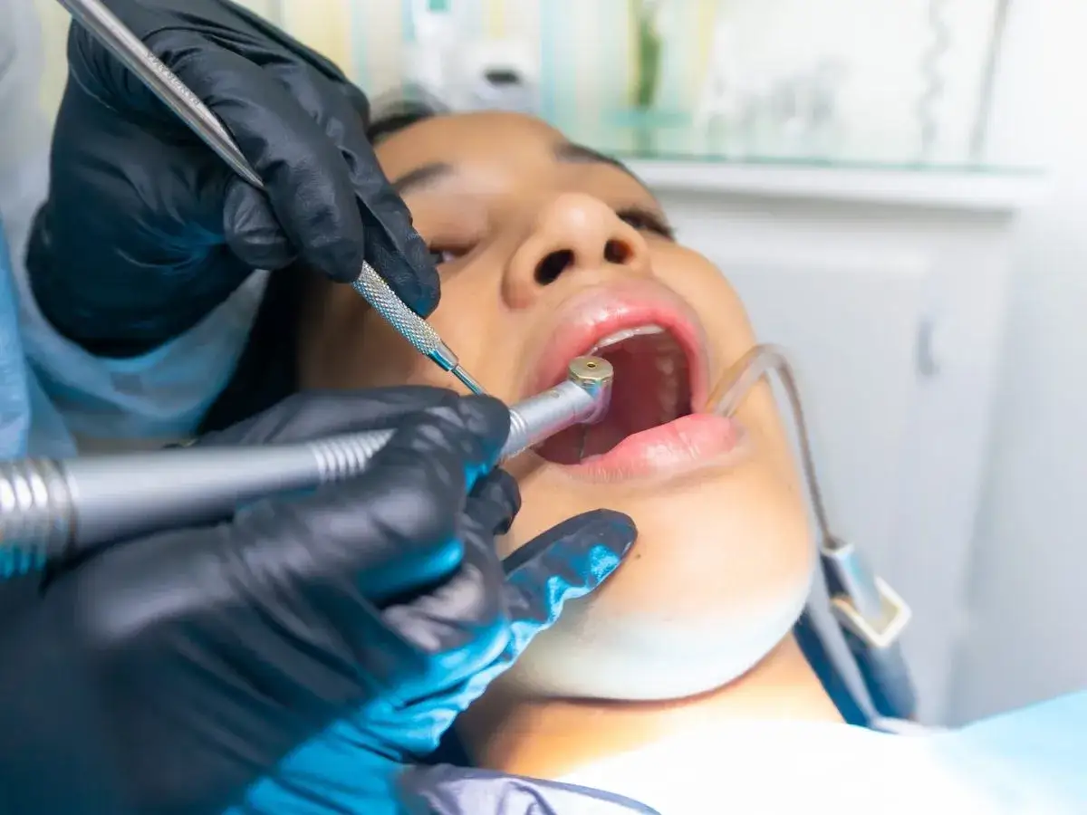 Zdjęcie Ile trwa wizyta u dentysty? Czas zabiegów od A do Z