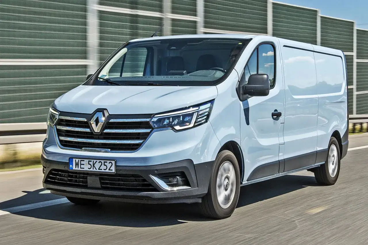 Zdjęcie Pojemność baku Renault Trafic 2.0 - co musisz wiedzieć, aby nie przepłacać