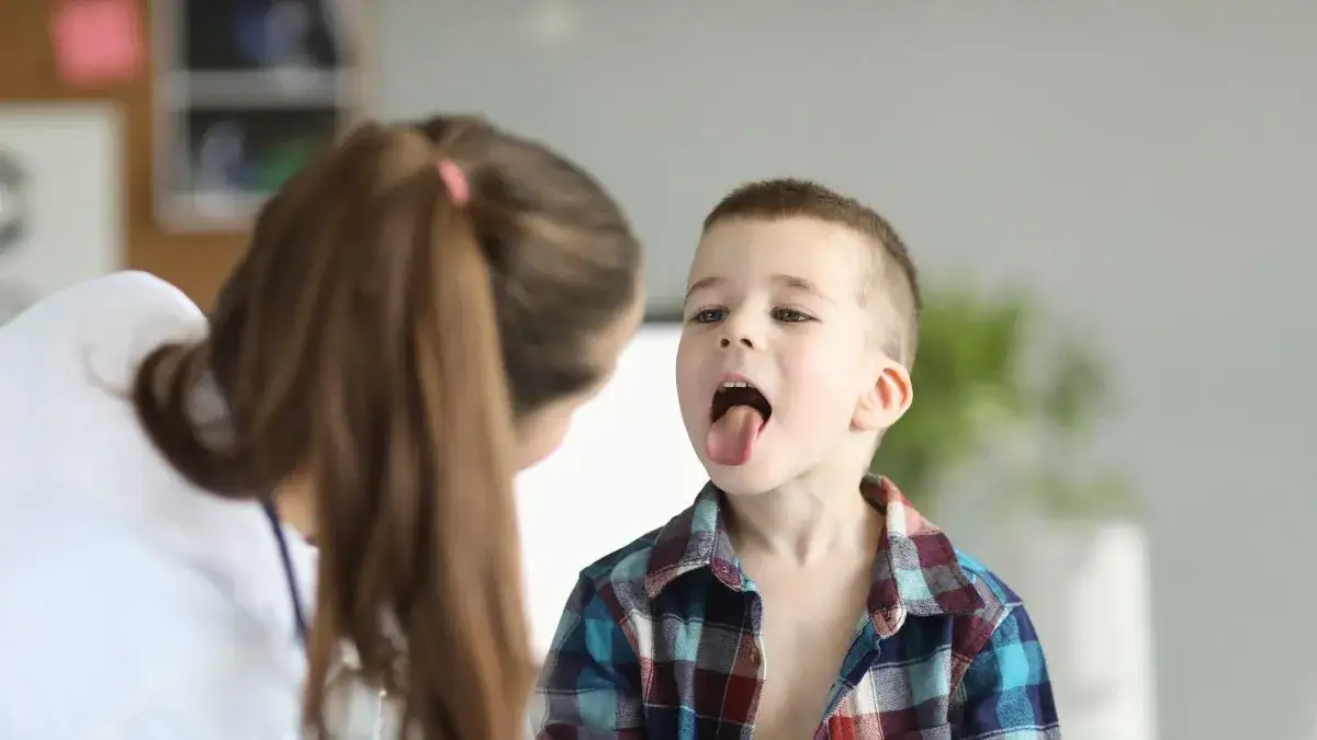 Zdjęcie Co na chrypę u dziecka? Sprawdzone sposoby na ulgę i pomoc