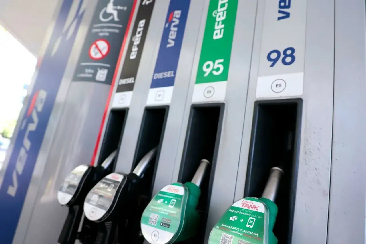 Zdjęcie Ile kosztuje paliwo diesel? Sprawdź ceny i uniknij wysokich kosztów