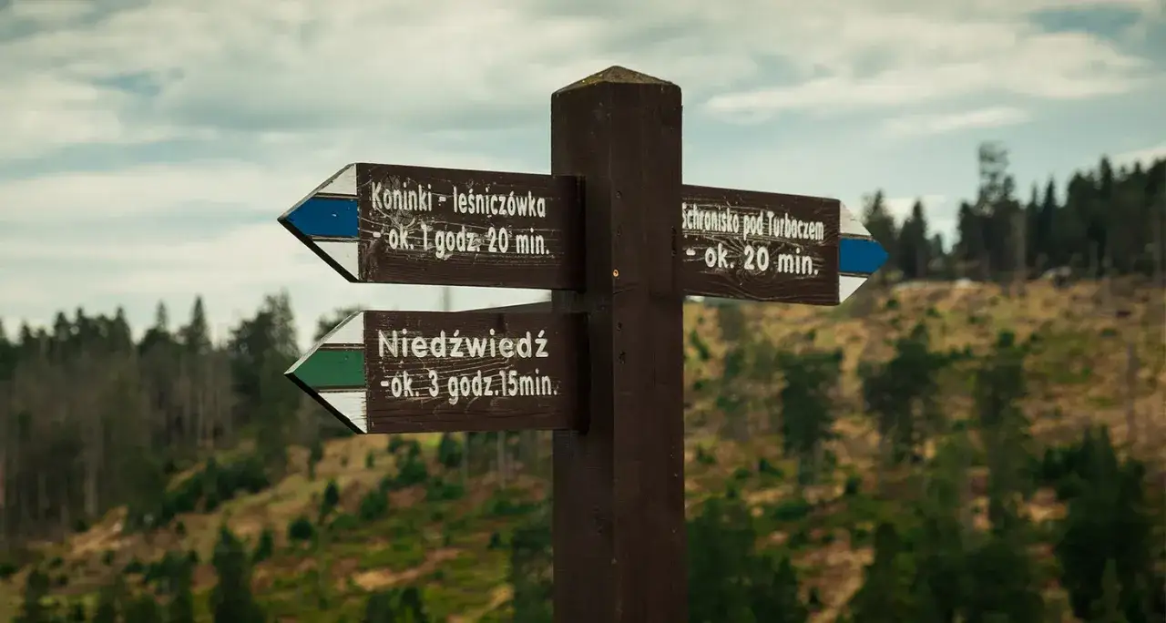 Zdjęcie Co znaczą kolory szlaków górskich w Tatrach? Odkryj ich znaczenie